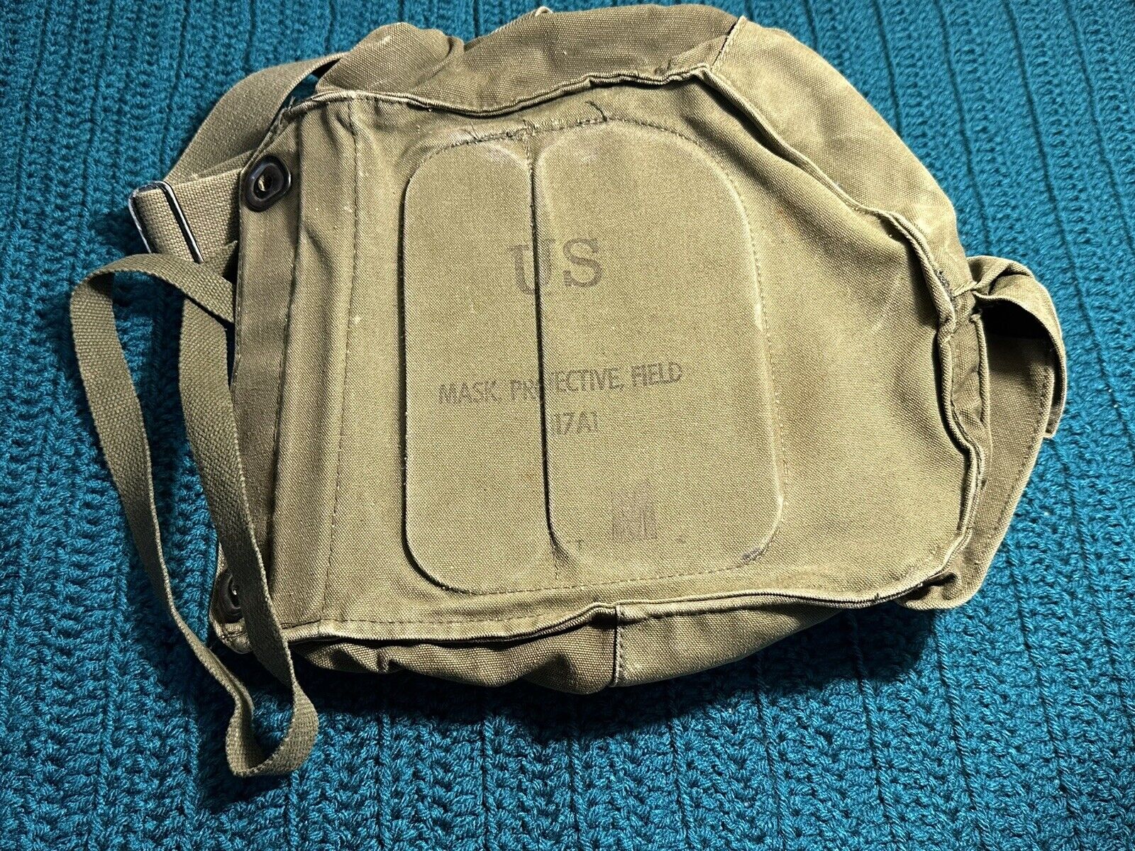 Vintage M17 A1 US ARMY Military Canvas Bag CHEMICAL BIOLOGICAL NO Gas Mask