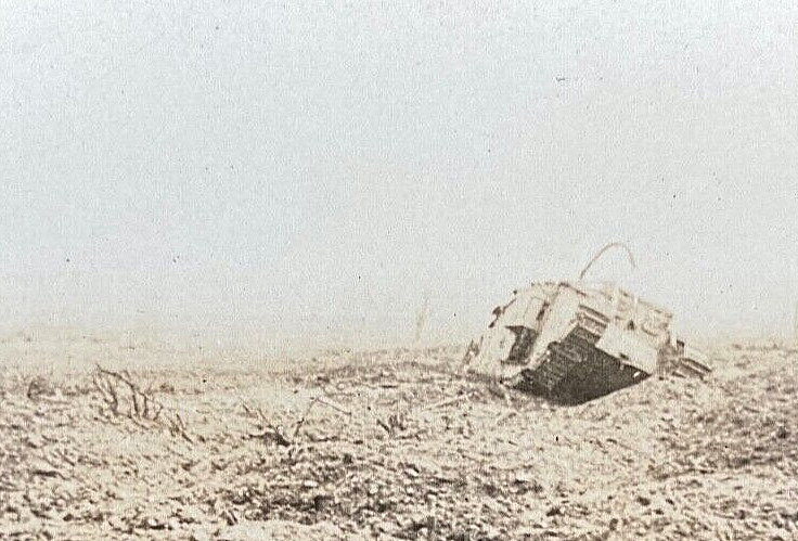 RARE WW1 BRITISH Mk IV TANK in NO MANS LAND BATTLE of CAMBRAI STEREOVIEW PHOTO