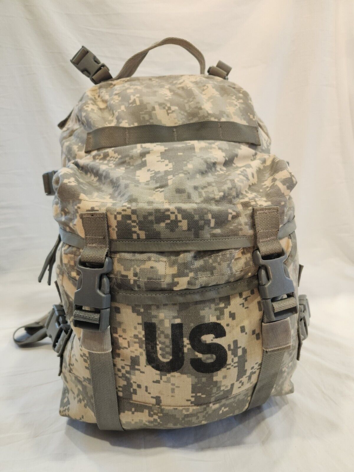 Lightly Used -Military Back pack -Assault Pack -Survival Back pack w/ Stiffener 
