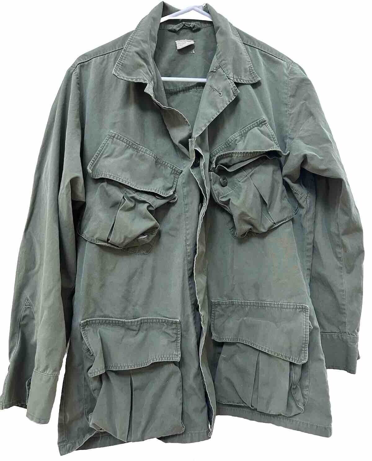 Vintage 1960s Vietnam Era Field Coat Jacket Small Short Good Condition
