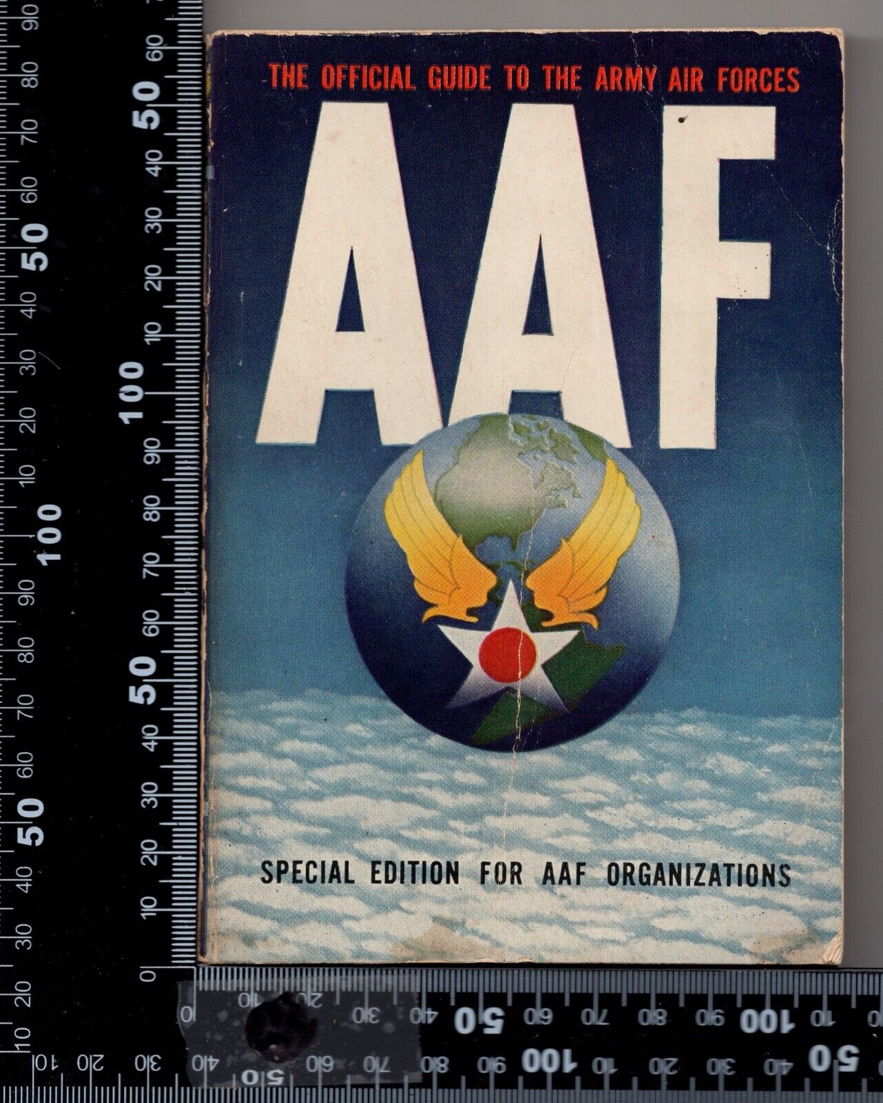 Vintage  WWII Army Air Force Offical Guide