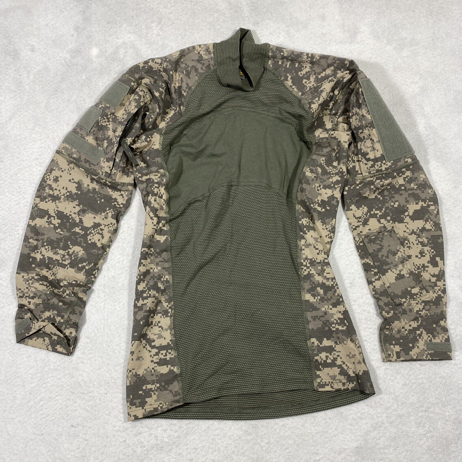 Massif US Army Combat Shirt Mens Small ACU Digital Camo Mock Neck