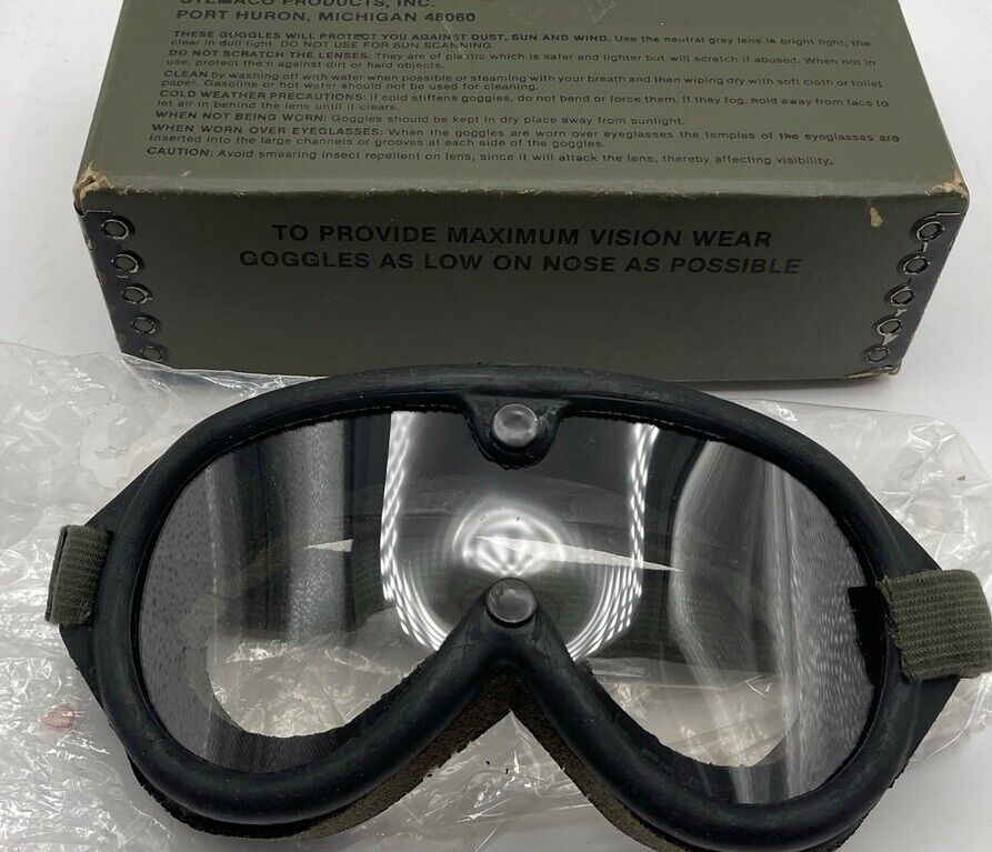Military Goggles extra lens M-1944 P/N 8465-01-004-2893 dated 1974 - Vietnam War