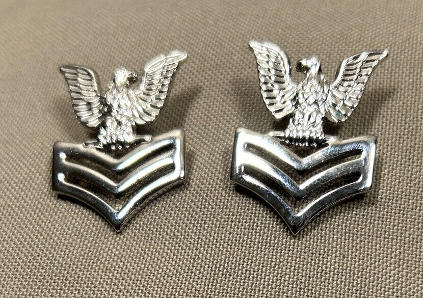 US Navy PO1/E6 Rate Pin-On Collar Devices Petty Officer 1st Class USN