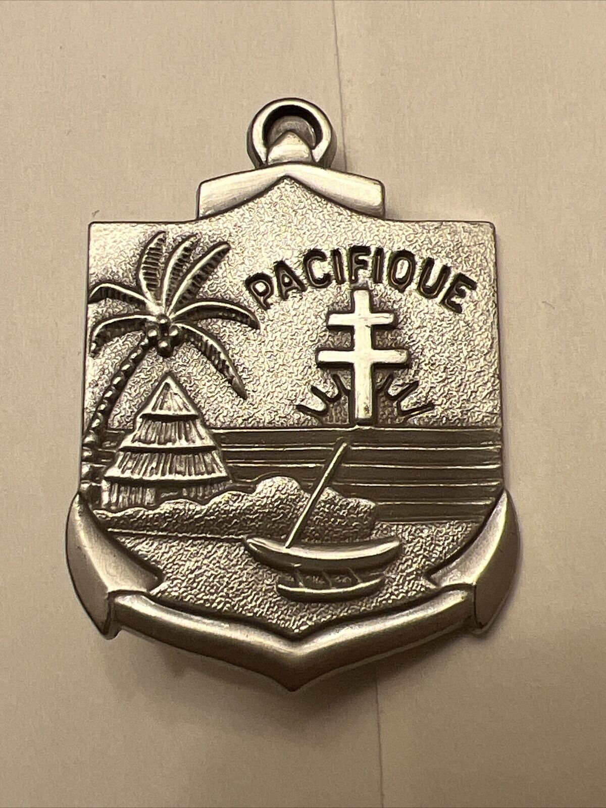 Pin FRANCE Troupe de Marine Régiment d’Infanterie de Marine du PACIFIQUE G.1955