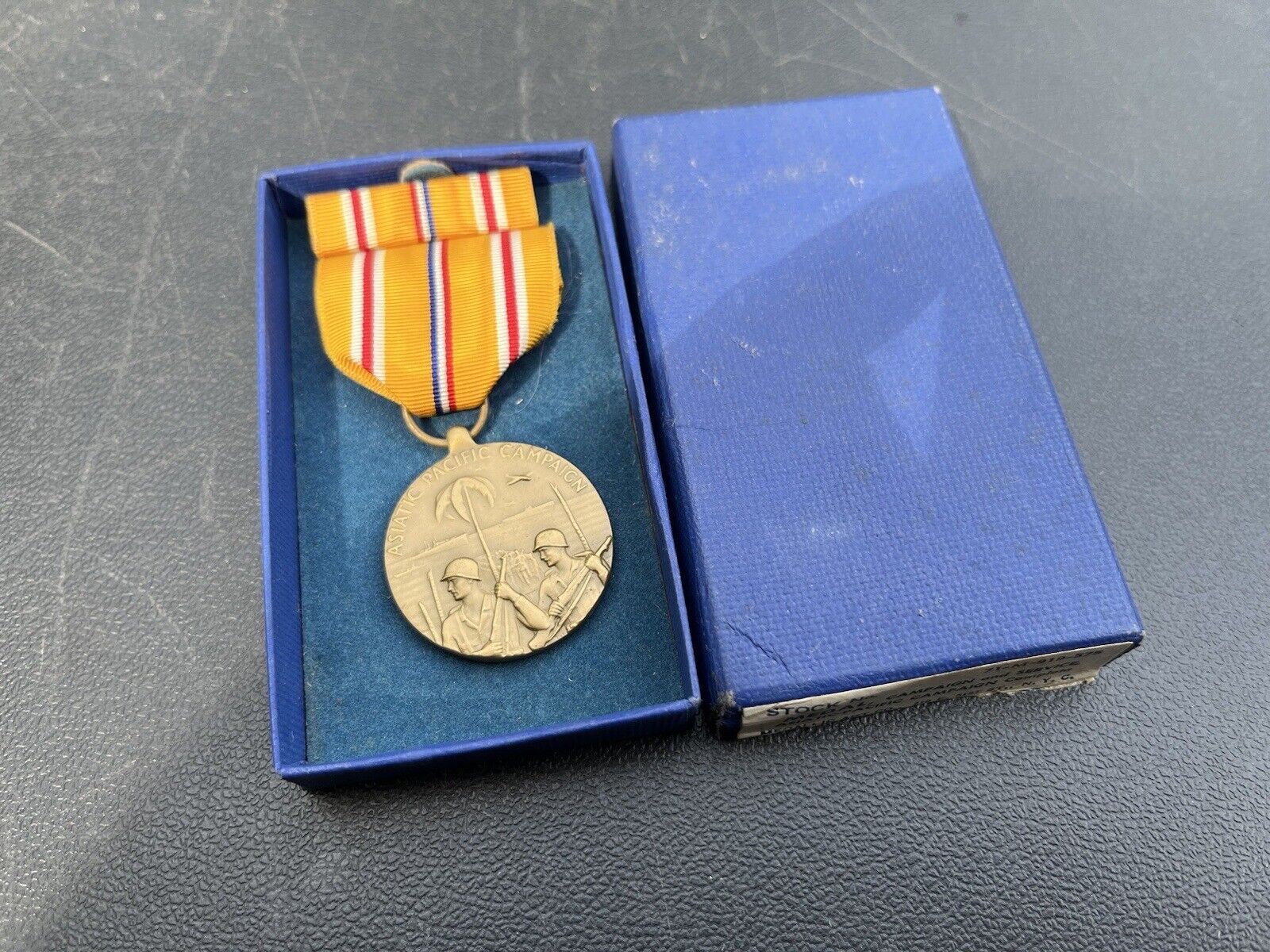 NOS - WWII Asiatic-Pacific Campaign Medal & Ribbon w/Box *NEW* 71-M-919-575