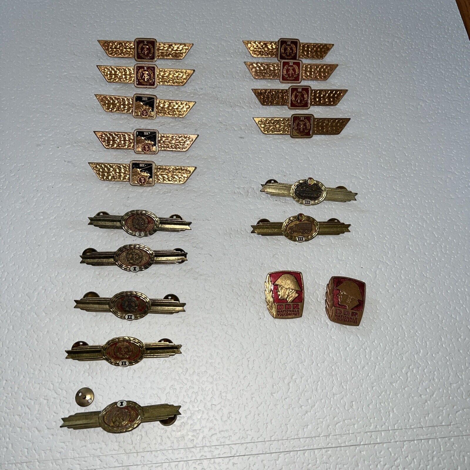 Lot Of Vintage East German 1970s Classification And Qualifying Pins.  See PICS￼