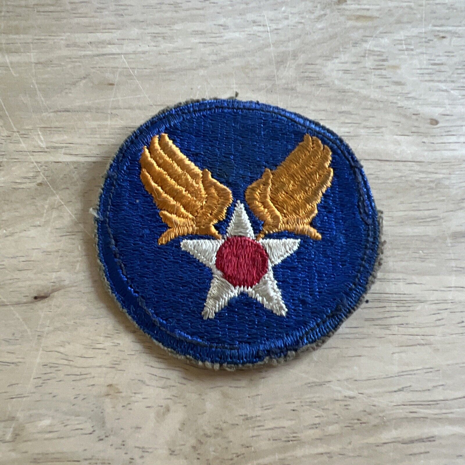VTG WWII AIR FORCE GOLD WINGS WHITE STAR RED CIRCLE US MILITARY INSIGNIA PATCH