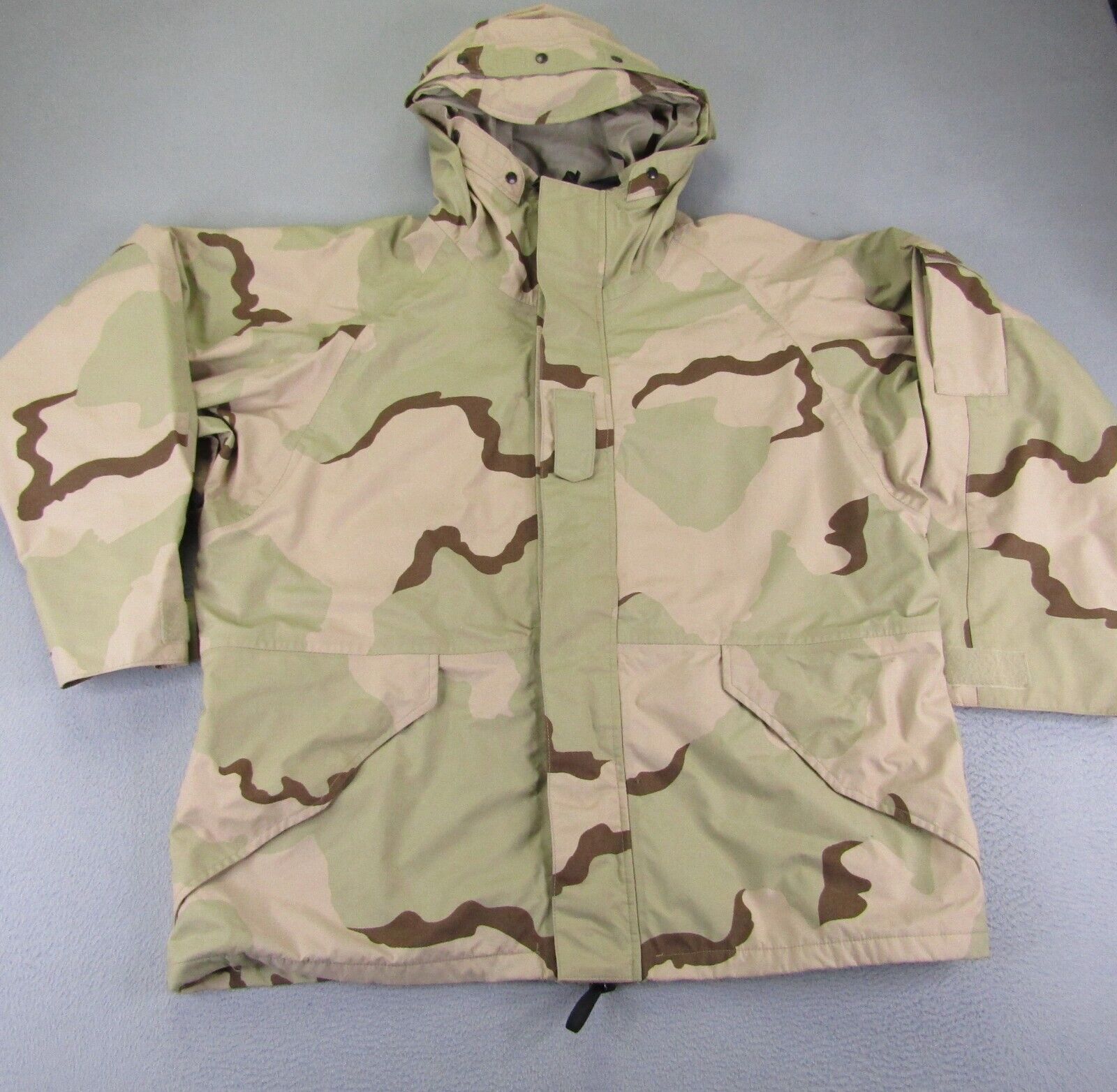 US Army Jacket Mens XL Parka Cold Weather Desert Camo Waterproof Barrier Wear