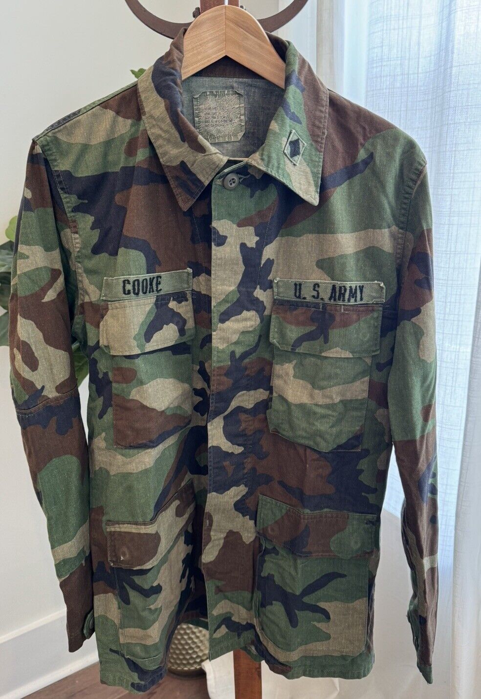 80’s U.S. Army Field Jacket Patched Camouflage Mens’sMed Tall, NC National Guard