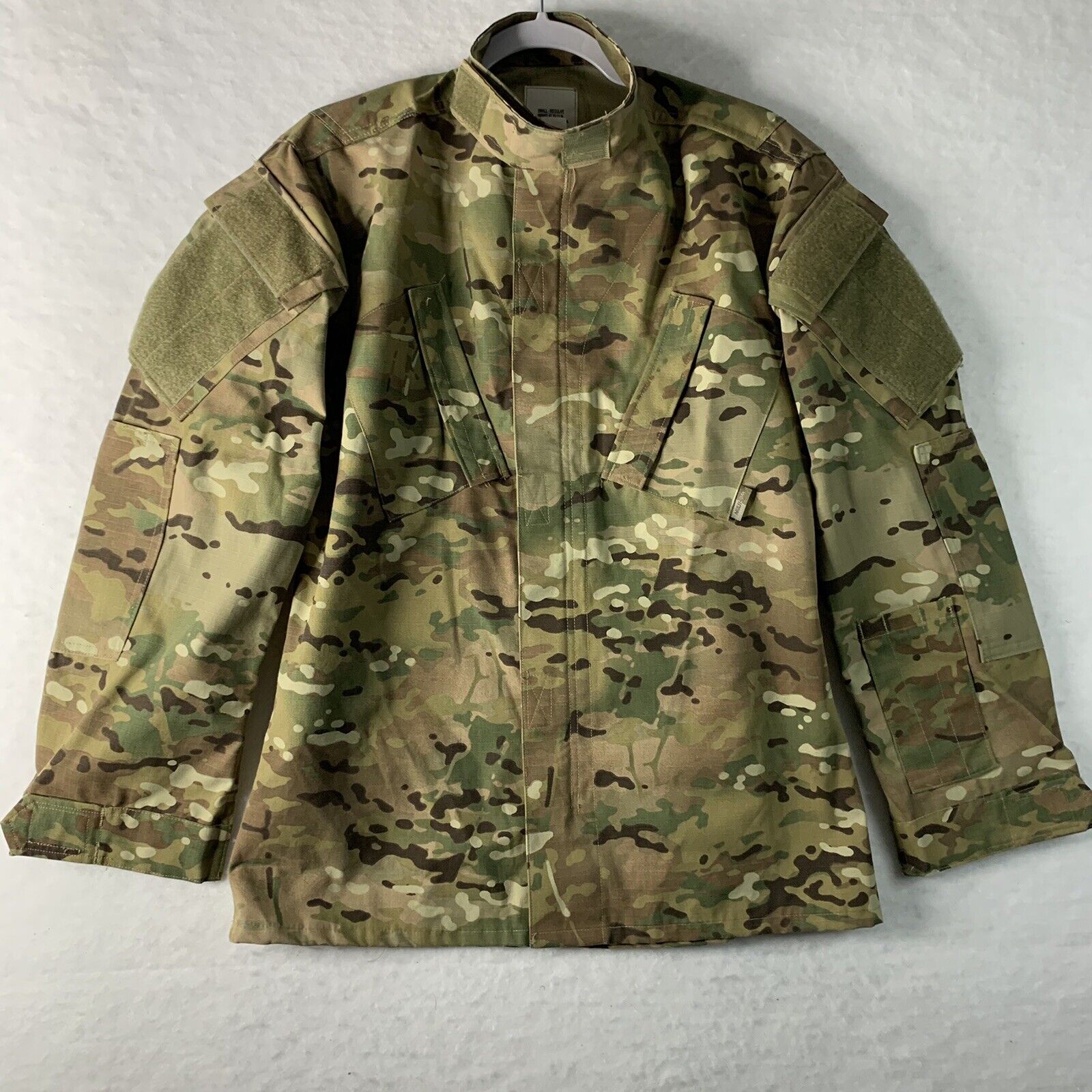 NWOT Military Army Combat Uniform Proper Jacket Multicam Small Regular