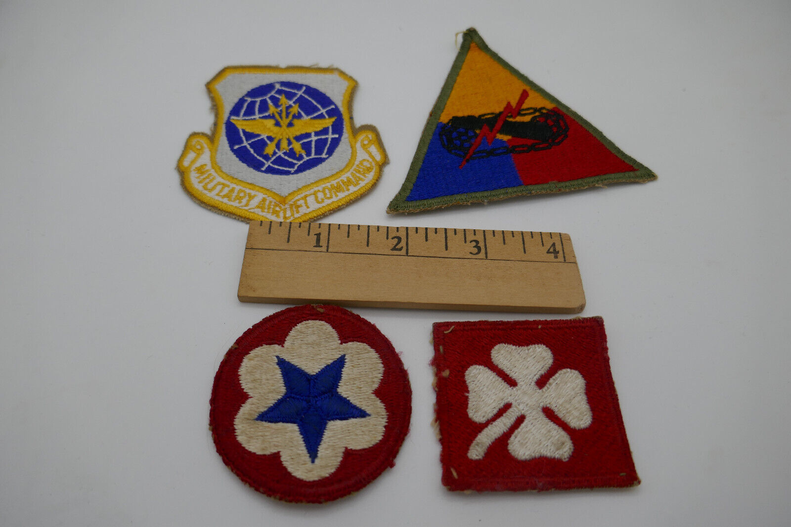 4 diff  Vintage Old US   Military Unit & Other Patches Some Oddballs
