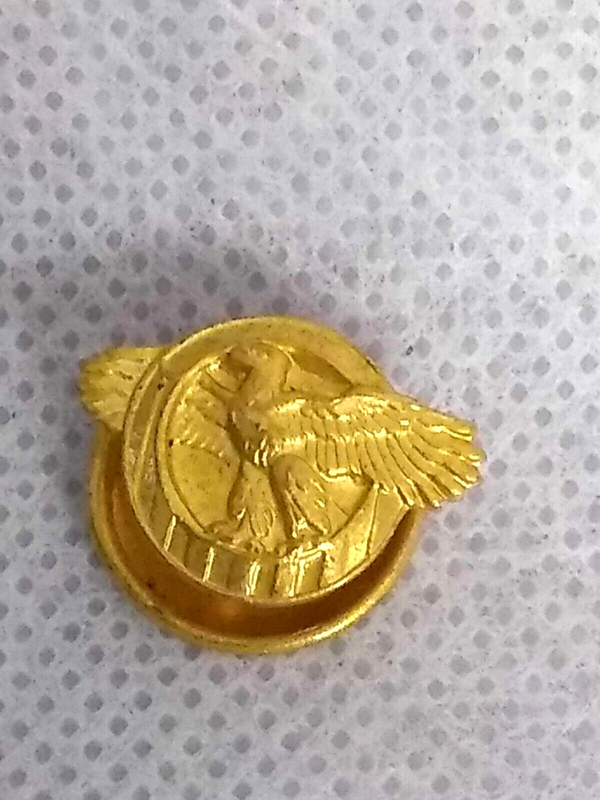 OLD GOLD TONE MILITARY COLLAR BUTTON EAGLE