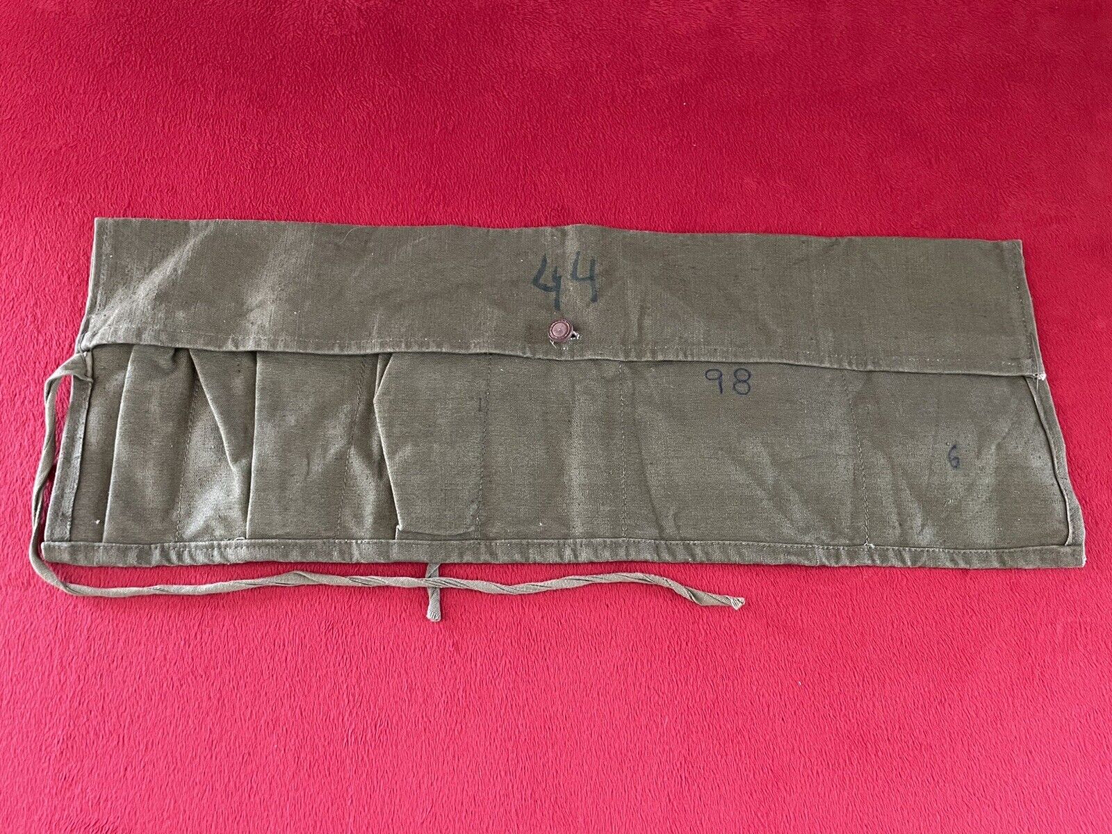 Original WWII U.S. Private Purchase Hanging Toiletry Set Tied Waist Type WW2