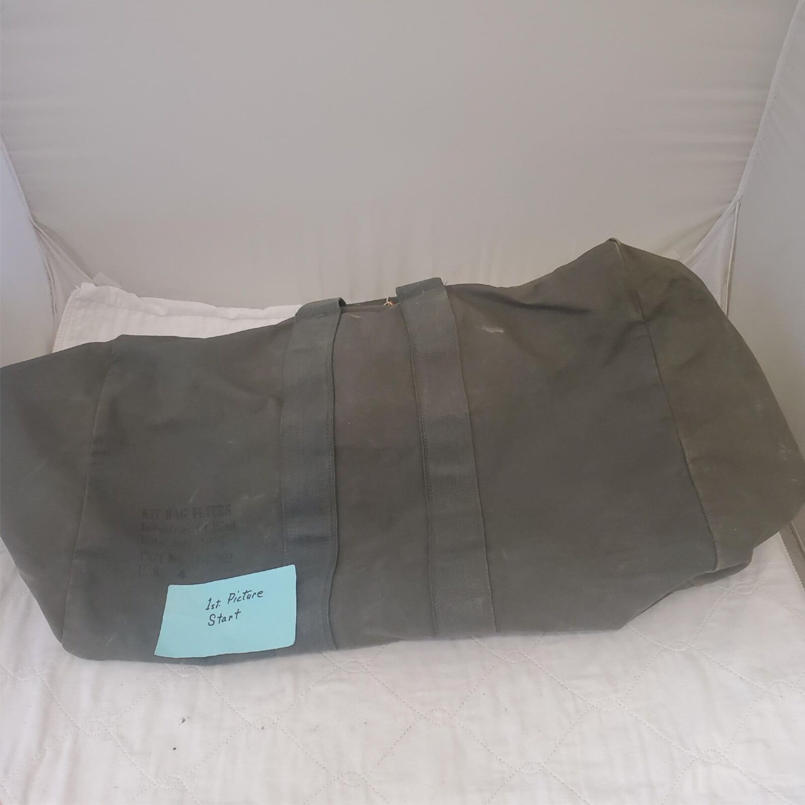 Vintage US Army Military Canvas Green Flyers Kit Cargo Parachute Bag 1976s
