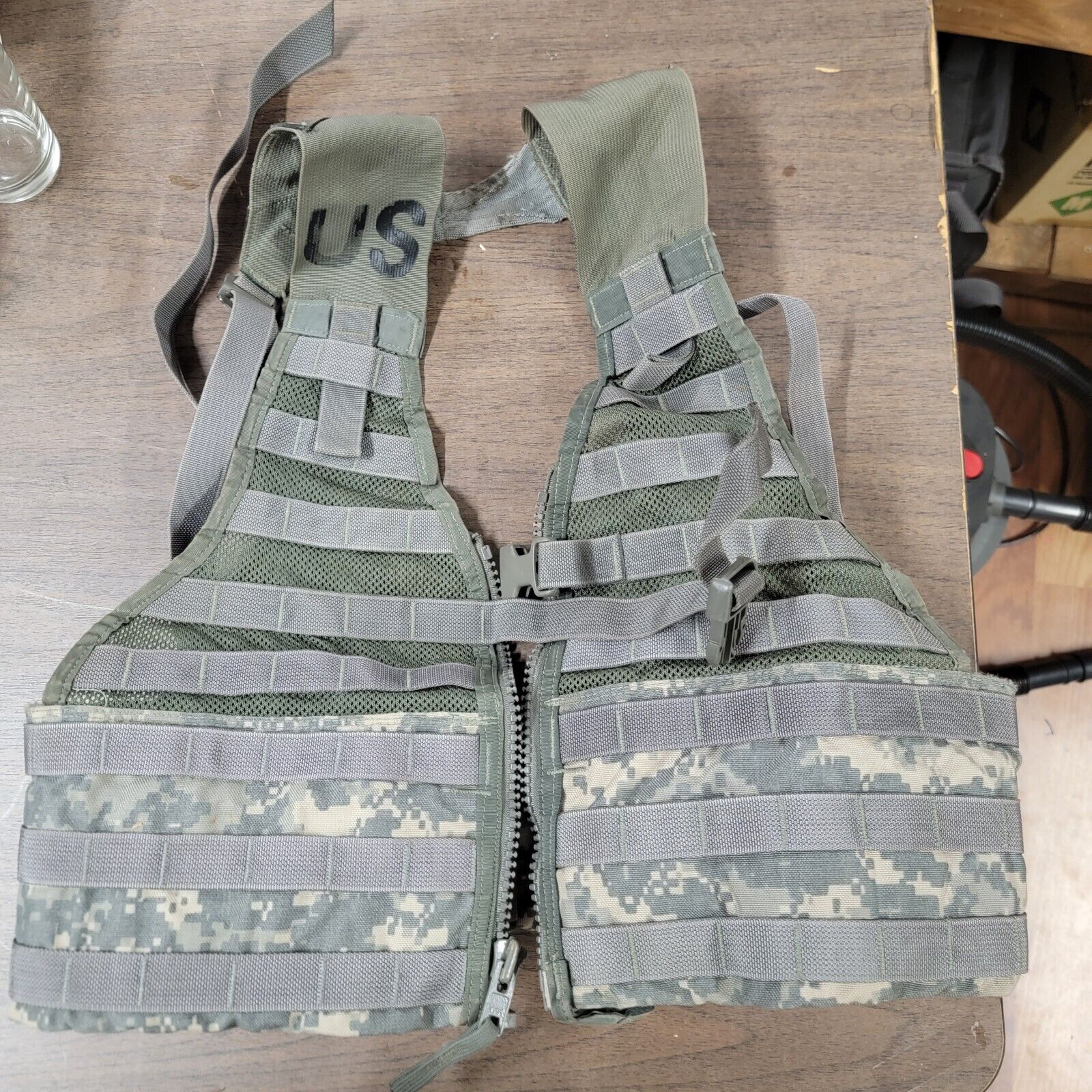 US Military ACU FLC Fighting Load Carrier LBV Tactical Vest Digital Camo MOLLE