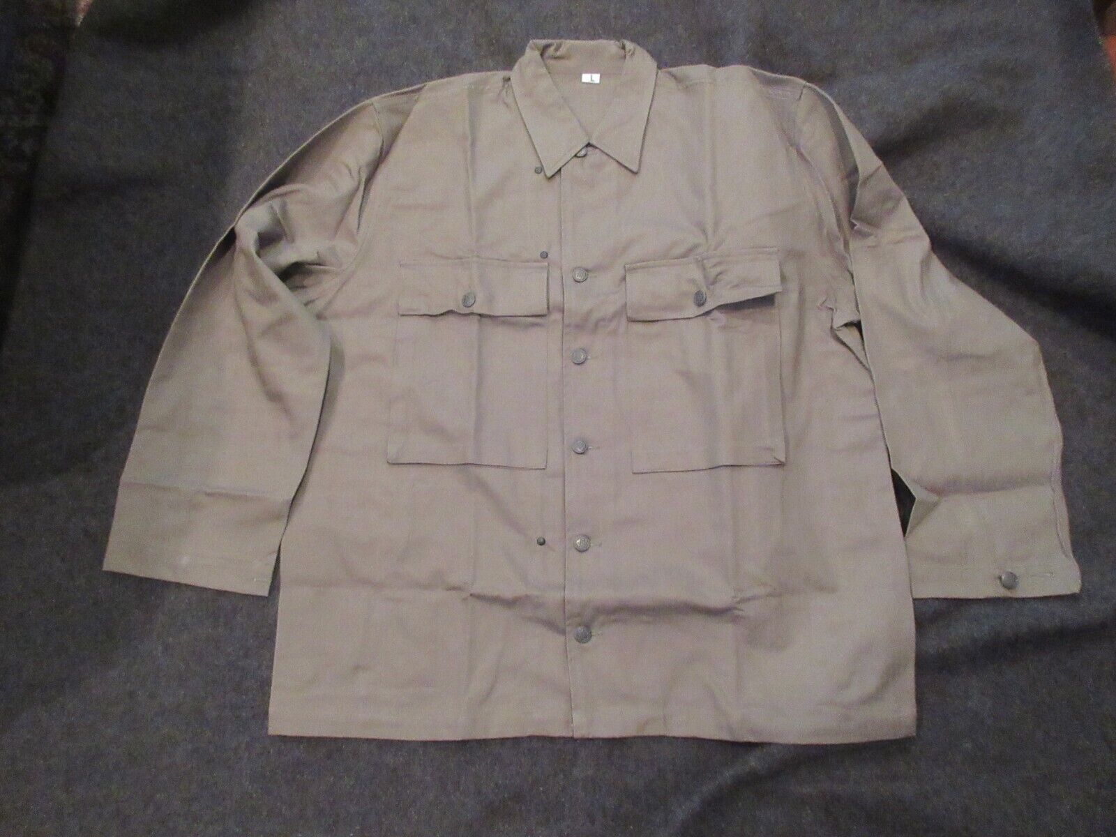 REPRO US ARMY WW2 HBT SHIRT AT THE FRONT SIZE LARGE LIGHT SHADE NEW