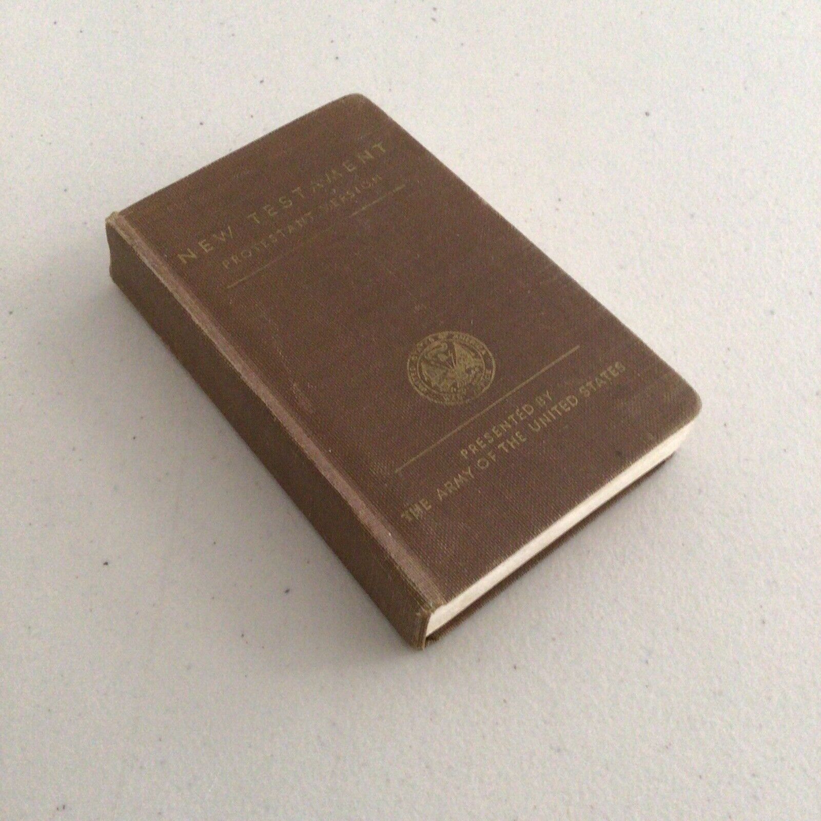 WWII POCKET NEW TESTAMENT,PROTESTANT VERSION,US ARMY,PRINTED 1942,FDR FORWARD