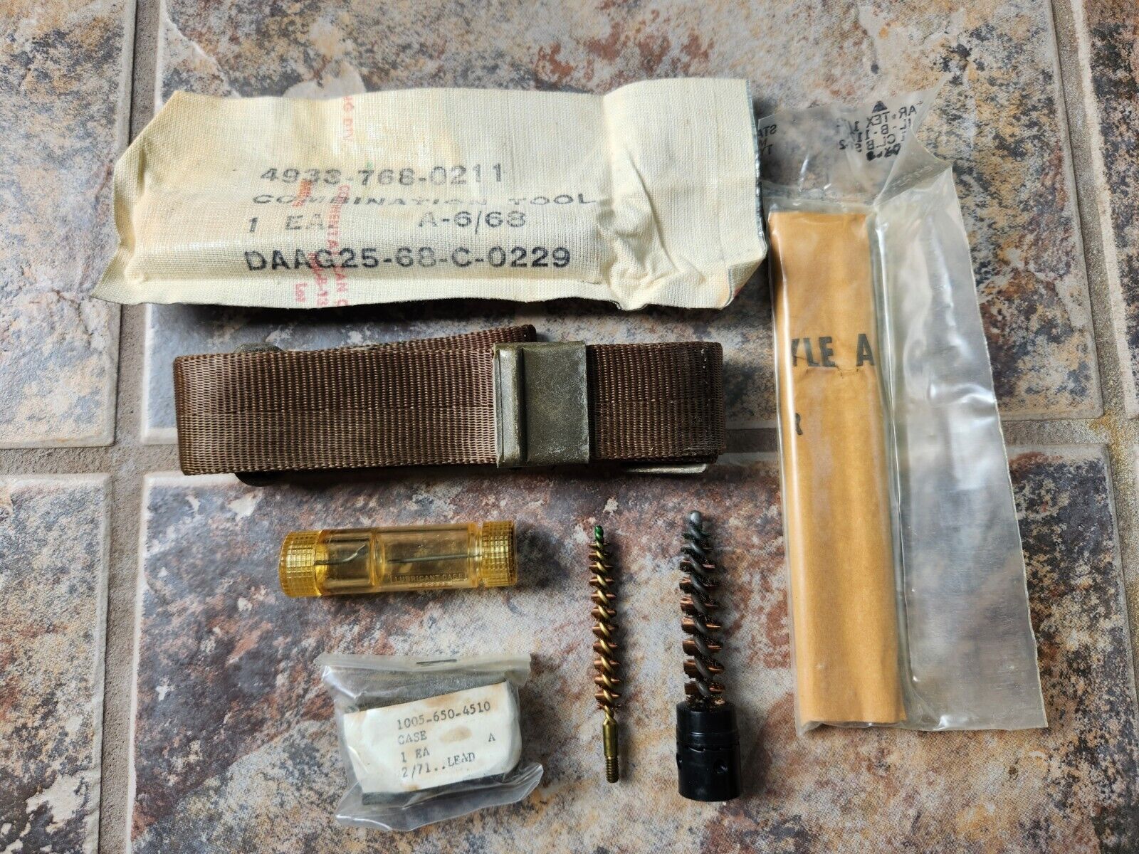 Unopened 1960s-70s USGI Issue M1 Garand Rifle Cleaning Kit w Nylon Sling
