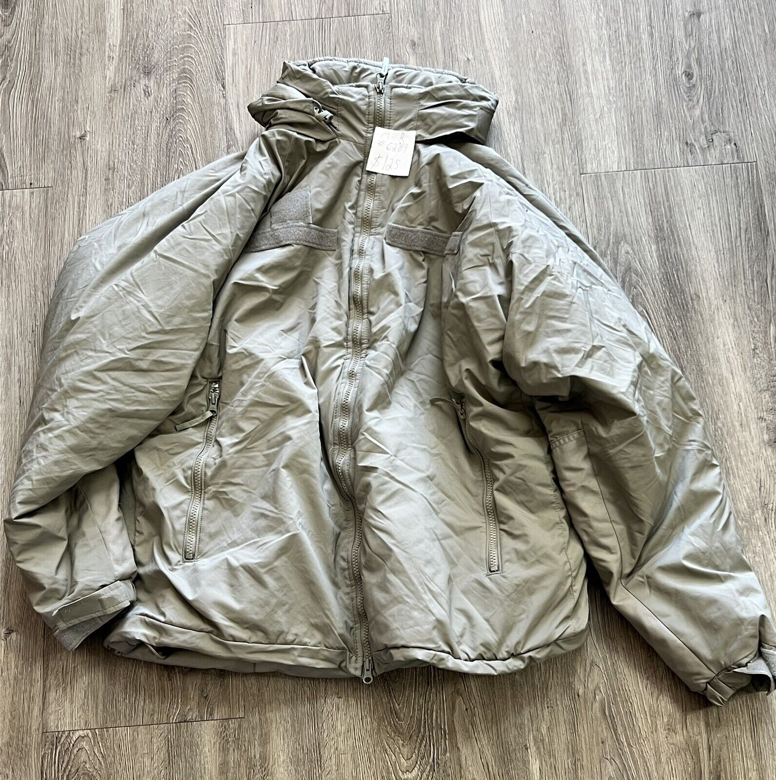 Usgi Extreme cold weather jacket Medium Regular (read Description)