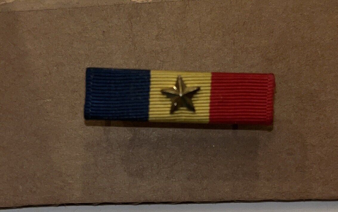 Navy & Marine Corps Medal Ribbon Bar with Gold Star Distinguished Service WW2