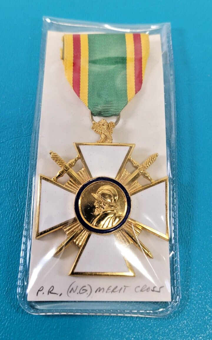 Rare Puerto Rico National Guard Merit Cross Medal Pin Insignia Badge Military