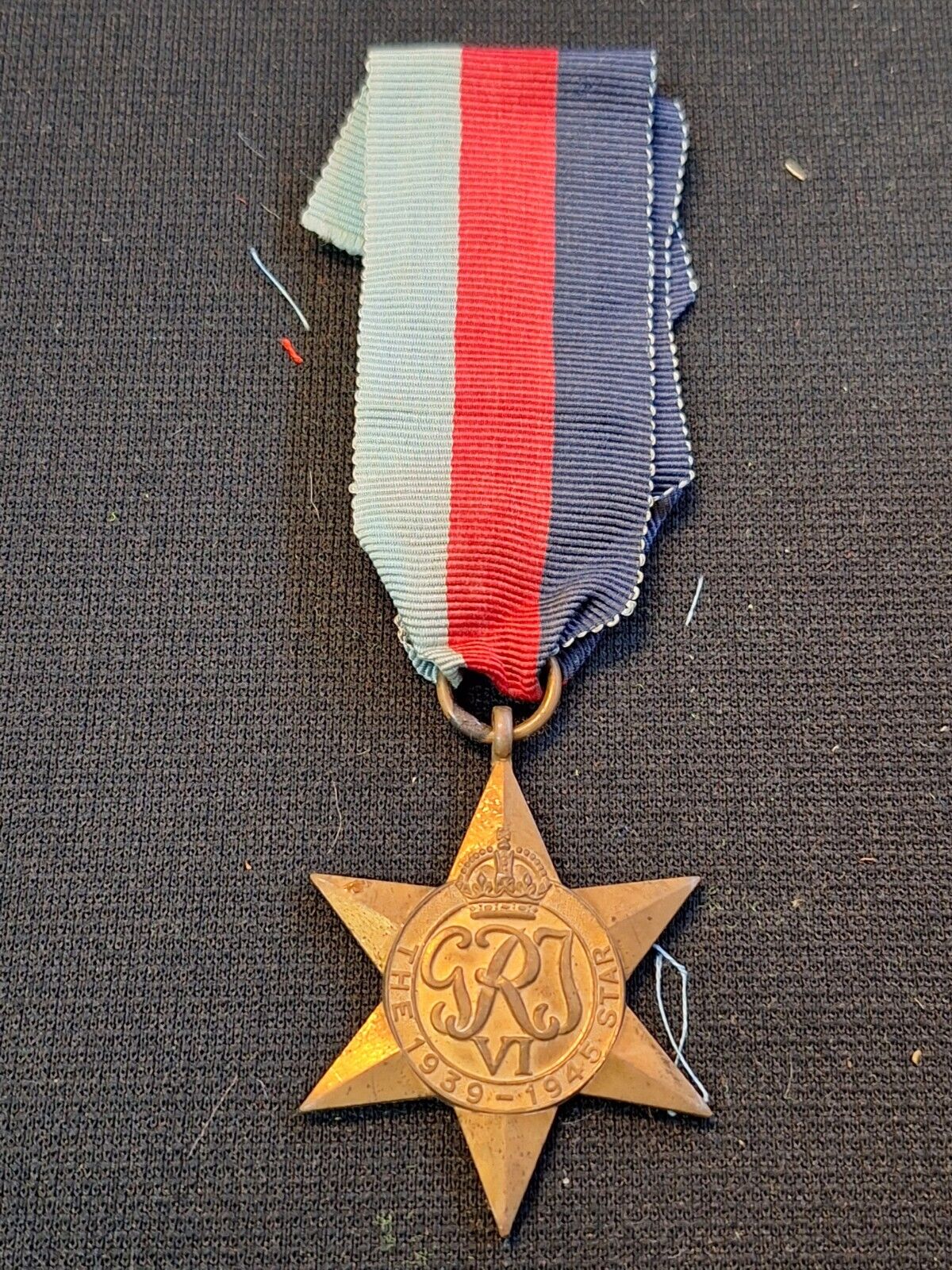 WW2 1939 45 STAR MEDAL FULL SIZE WITH RIBBON ORIGINAL