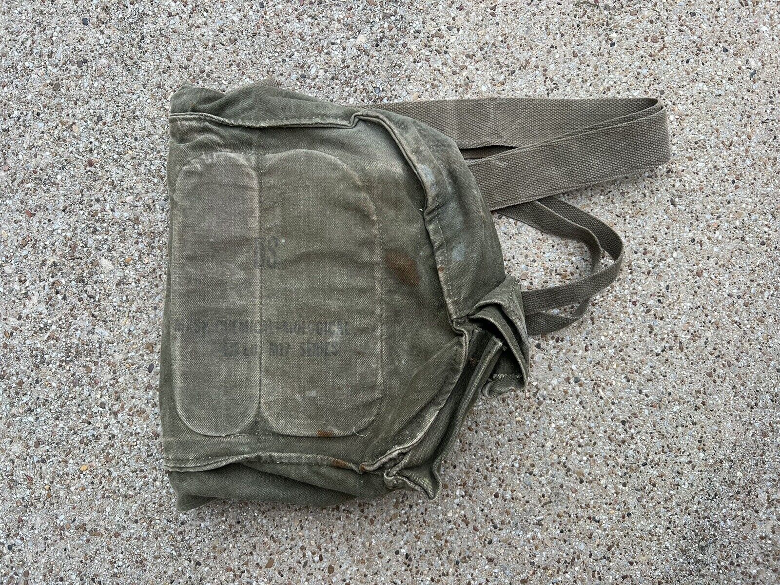 Vintage US Military Issued M17A2 Gas Mask Bag Canvas Chemical Biological Green