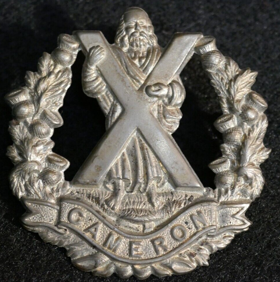 WWI British Army Queens Own Highlanders Cap Badge WW1 1917 Insignia