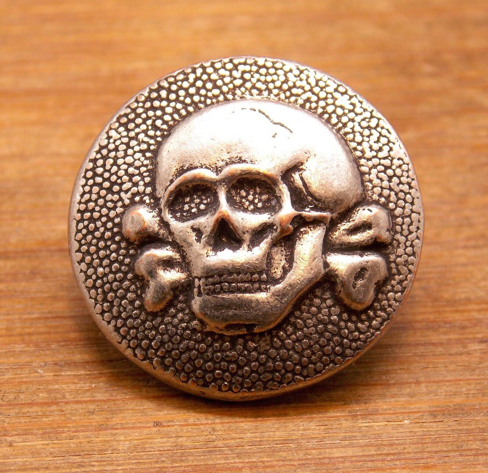 skull button, WWII, WW2