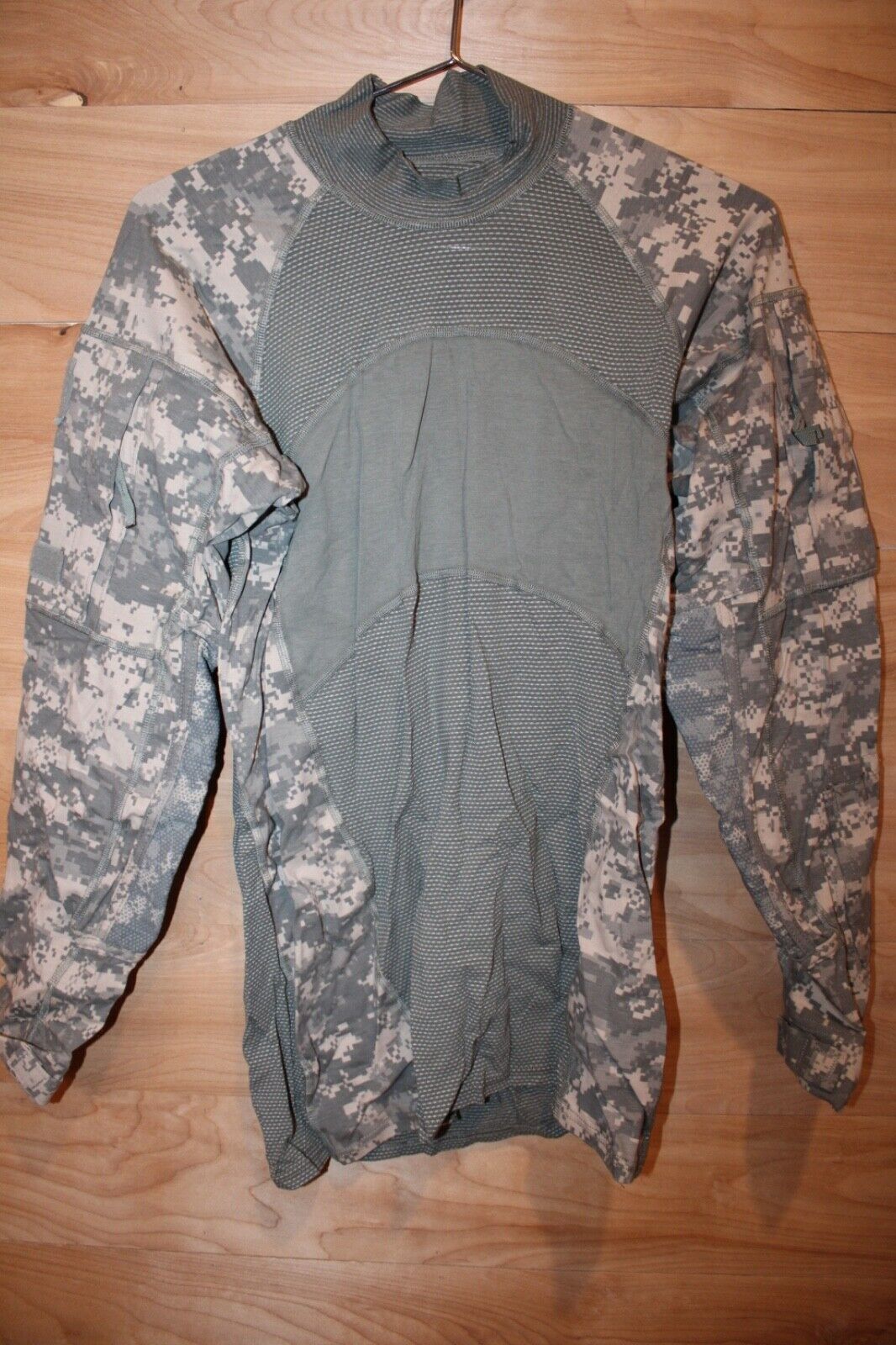 MASSIF Medium ACU Army Combat Shirt ACS Digital Camo USGI Military NWOT
