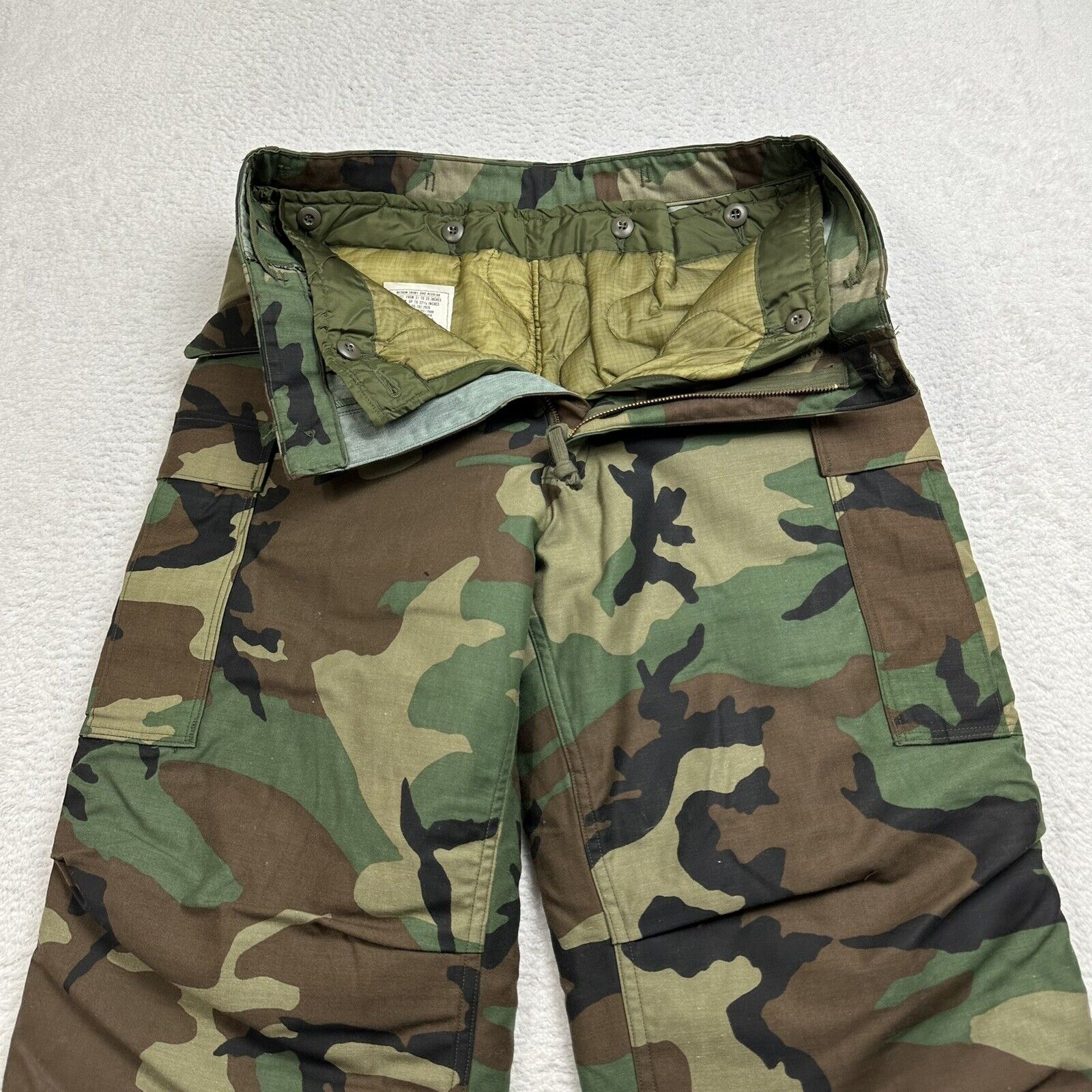 US Army Trousers Cold Weather Mens Size medium short Insulated Pants Hunting