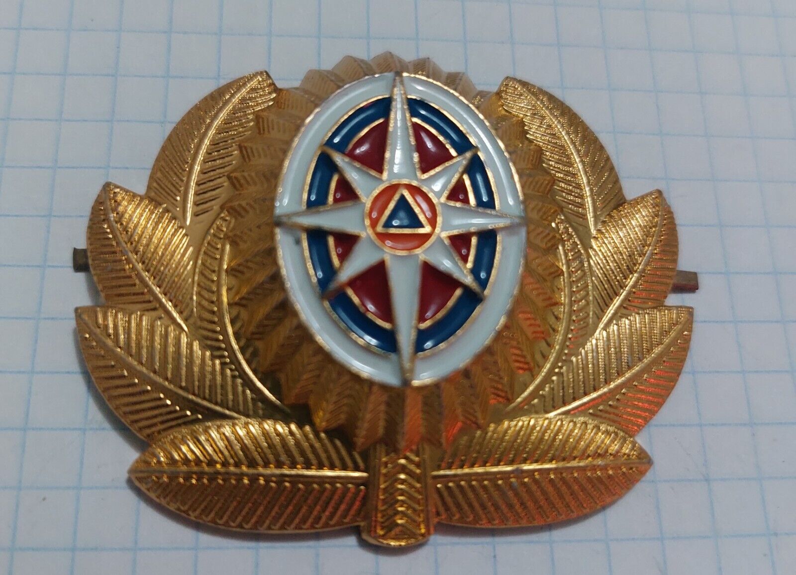 cap badge army Russia  Ministry of Emergency Situations, rescuers