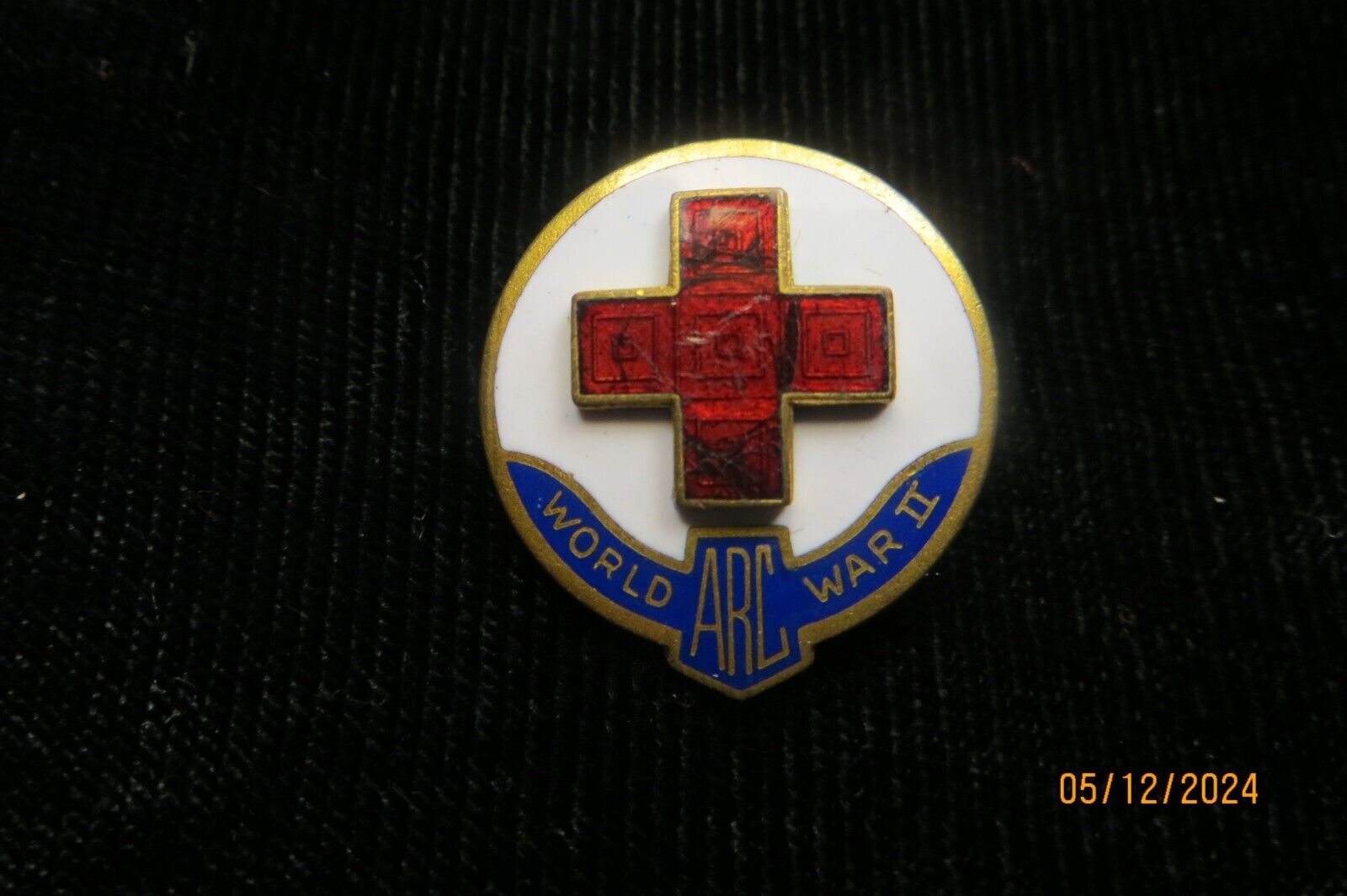 WWII DUI - Red Cross Nurse Pin     (5092)