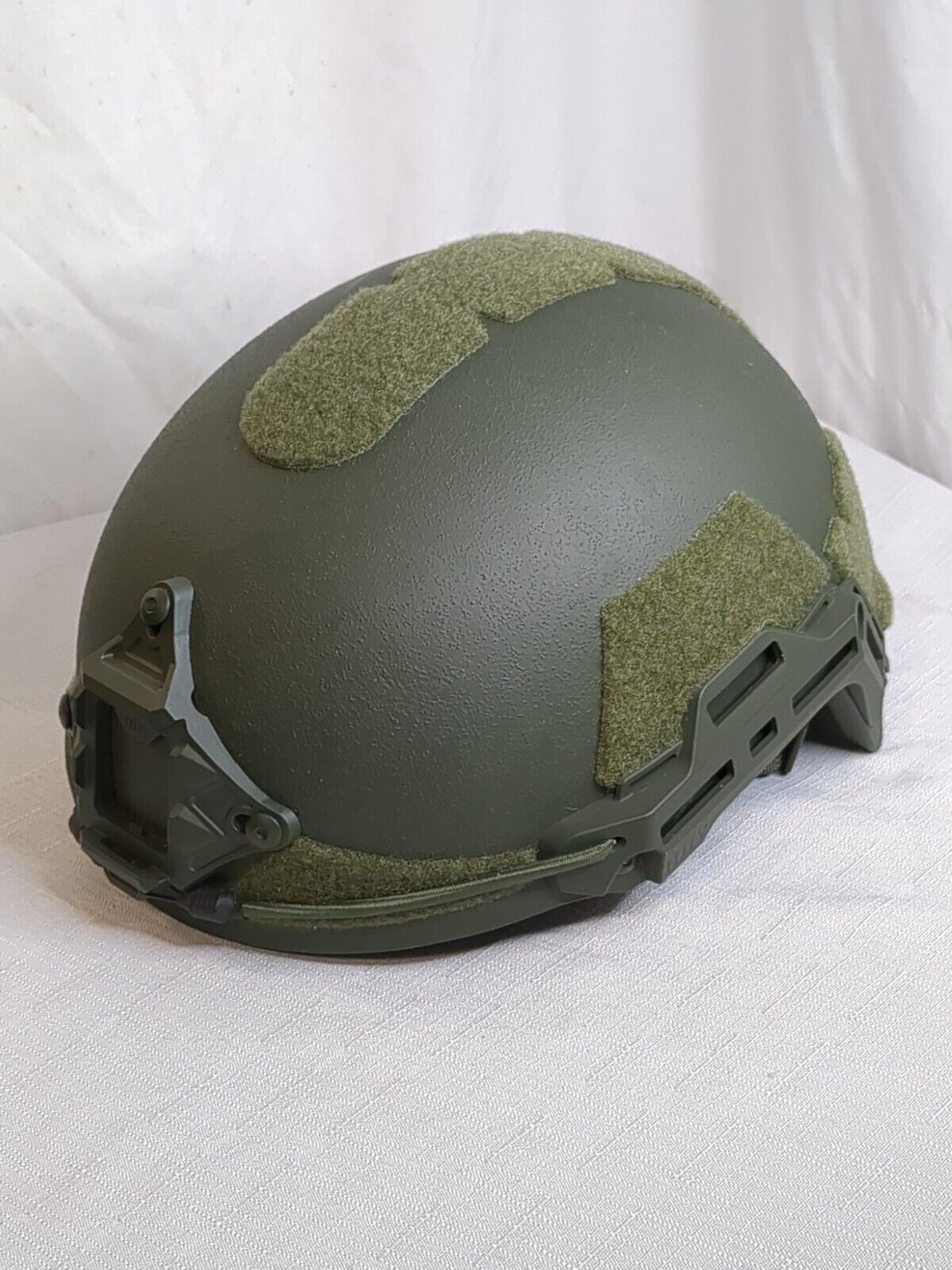 Military Ballistic Helmet ATE® HHV (Hard Headed Veterans) Size M/L Army Green