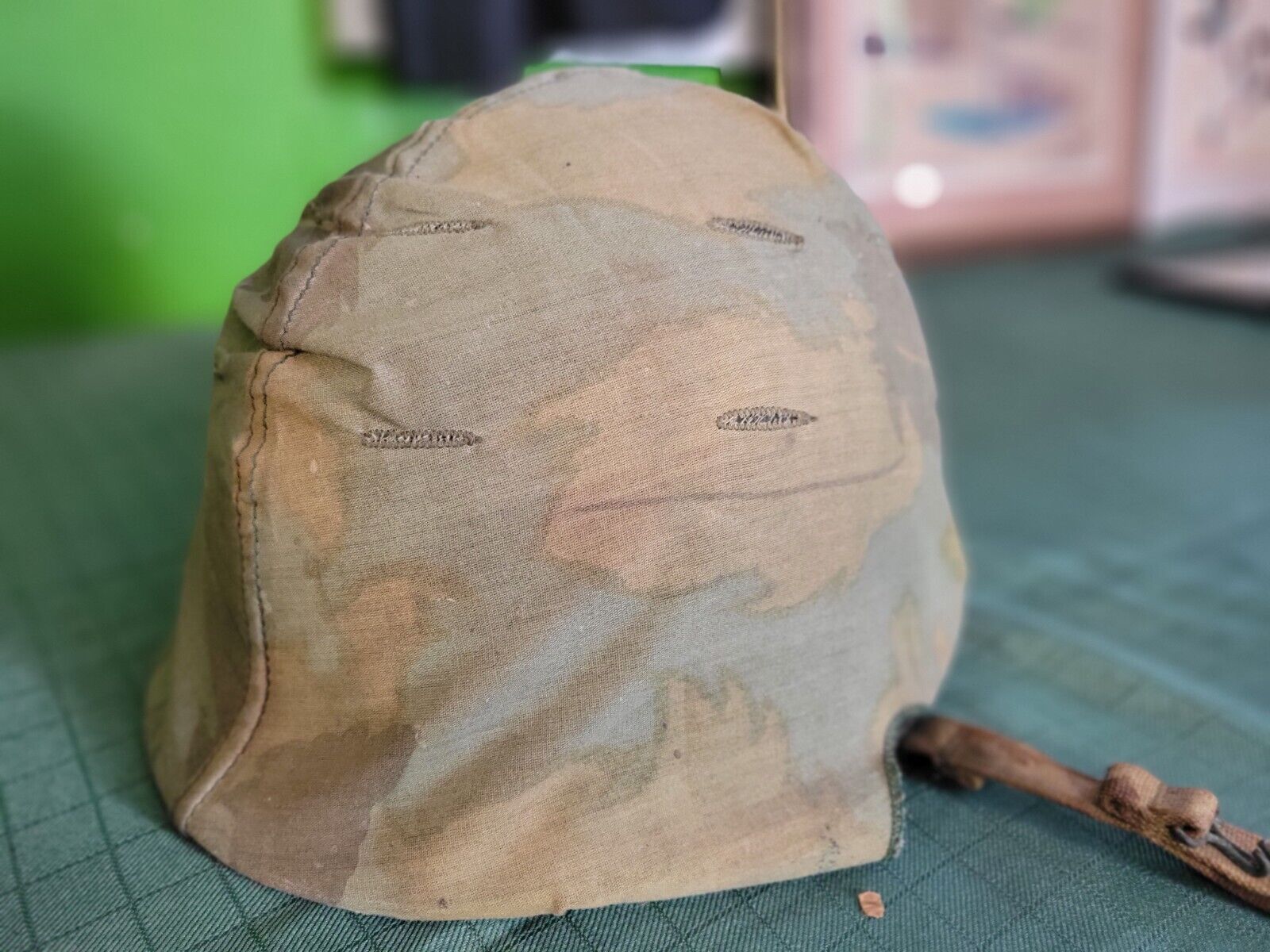 Great WWII Vietnam War US Helmet with Insert: Shell Cover  Liner