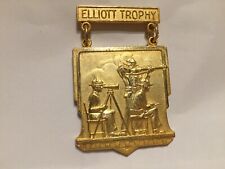  elliott trophy badge usmc rifle team--  hallmark made usa   picture