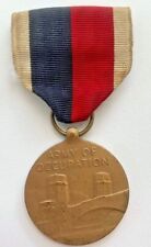 vtg WWII Veteran WW2 1945 Army of Occupation MEDAL antique Germany Japan ribbon picture