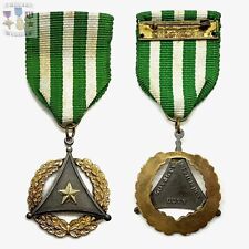 WWII PHILIPPINE MILITARY COMMENDATION MEDAL “EL ORO” JOSE J TUPAZ QUEZON CITY picture