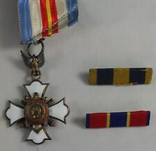 Rare Military Order Of The Spanish American War Enamel Badge Medal w/ Ribbon picture