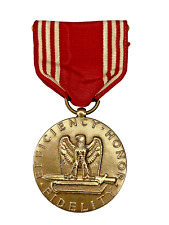 WWII US Good Conduct Medal with Red- Striped Ribbon 32mm Bronze 2- sided picture