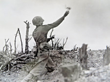 VINTAGE WW2 ORIGINAL USMC PHOTOGRAPH OKINAWA: WANA RIDGE GRENADE TOSS picture