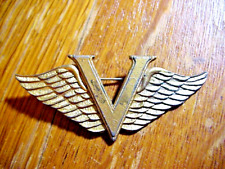 WWII HOME FRONT V for VICTORY Gilt Metal Wings BROOCH PIN USA picture