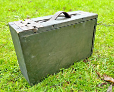WW1 ARMY ISSUE 1917 WOODEN AMMO BOX, COMPLETE & IN GOOD CONDITION picture