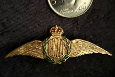 ** Antique WORLD WAR II Era ** ROYAL CANADIAN AIR FORCE ** 10K Gold Lapel Pin picture