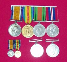 WW 1 & WW 2 medals picture