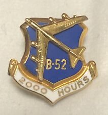 RARE Vietnam War 1/10 10K Gold Fill USAF 2000 Hours B-52 Flight Time Award Pin picture