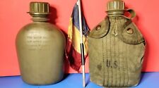 2 Canteens Military Vintage picture