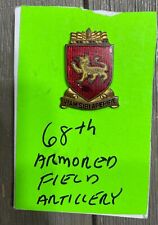 WW2 Era vintage pin insignia 68th Armored Field Artillery picture