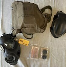 *US M17 A2 Gas Mask Small MSA with Nylon Carry Bag & Accessories 1986 C8R1 MVW picture